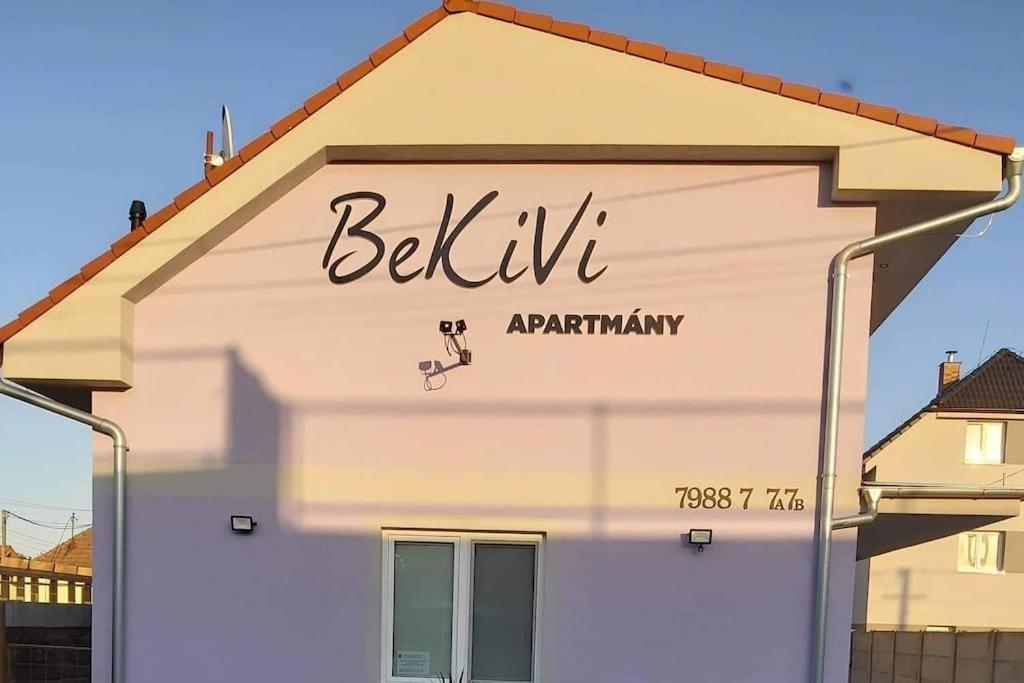 Bekivi Apartmany Dunajská Streda Εξωτερικό φωτογραφία
