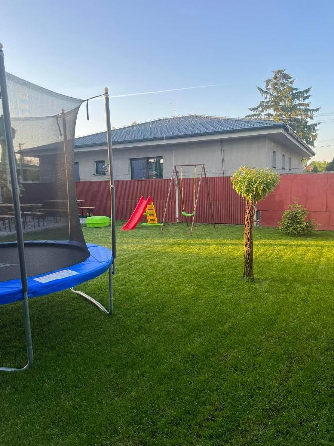 Bekivi Apartmany Dunajská Streda Εξωτερικό φωτογραφία